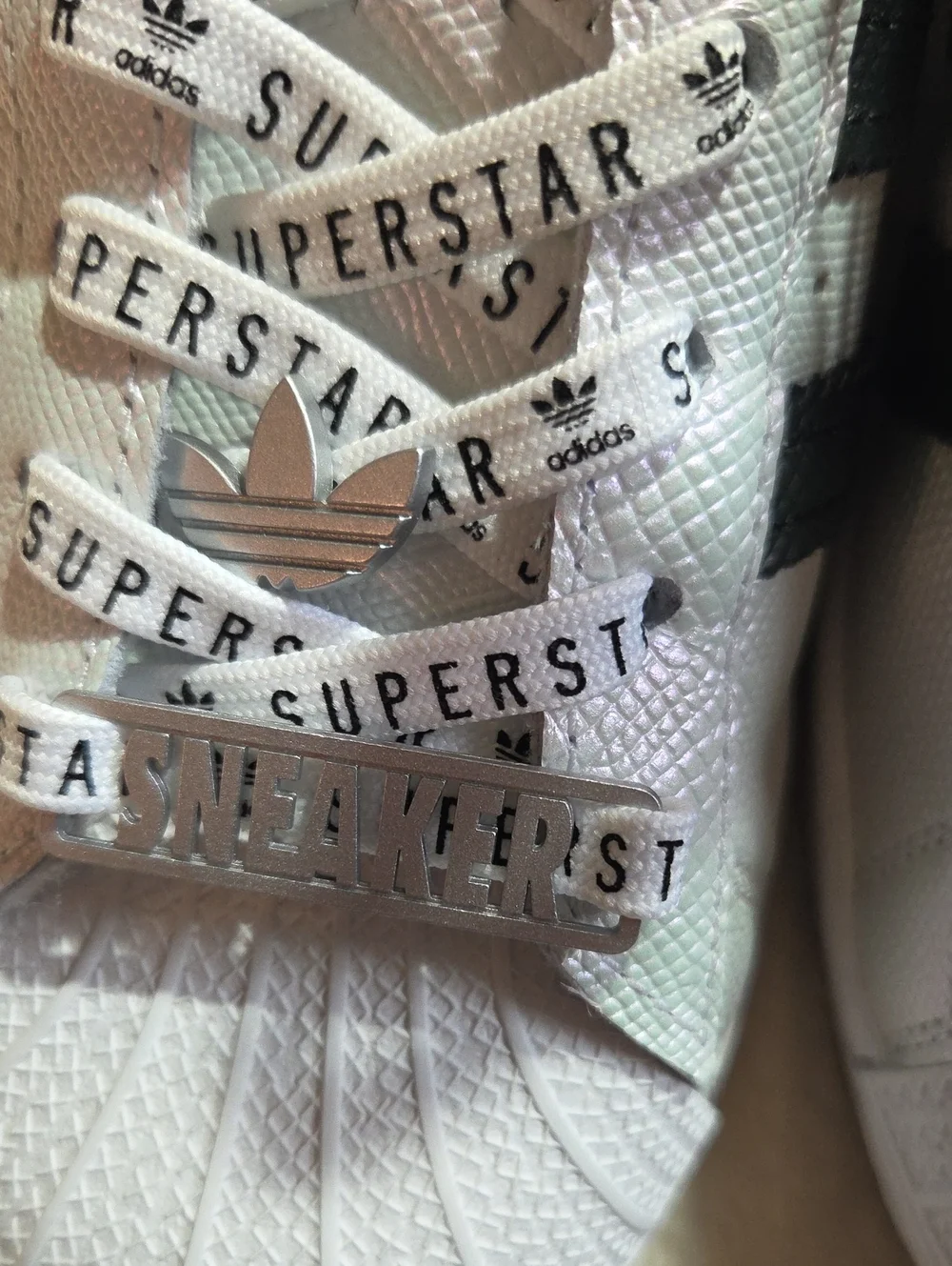 NWT Adidas Women’s Superstar Sneaker Queen Purple Iridescent Women’s Size 8